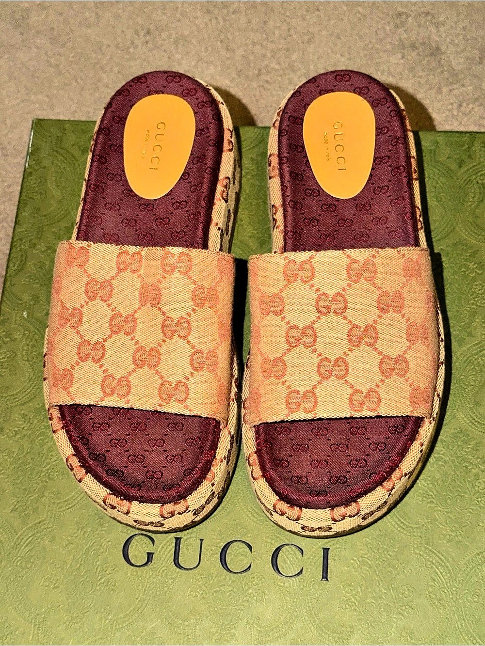 Gucci GG Supreme Platform Sandal GG Canvas Platform Slide Sandals in Brown & Red